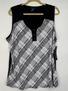 Adele & May Womens 2X Pullover Sleeveless Knit Top Black Gray Plaid Scoop Neck